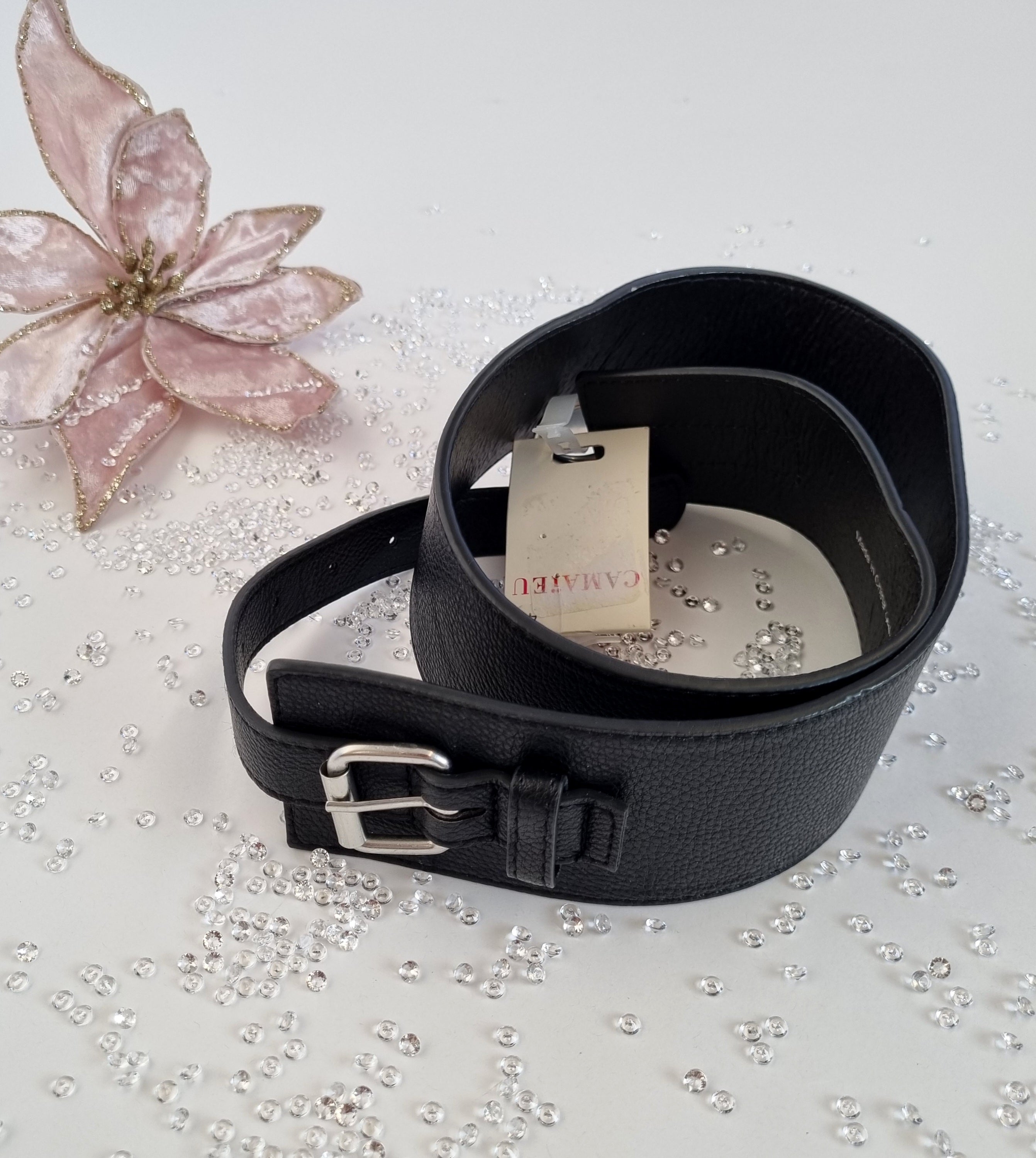 Mix women's belts by Camaieu Mix women's belts by Camaieu